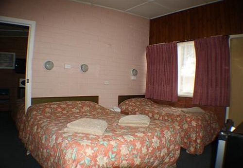 Nhill Oasis Motel Bagian luar foto